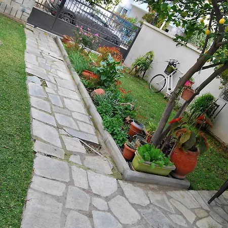 Sunday's Cosy * Volos